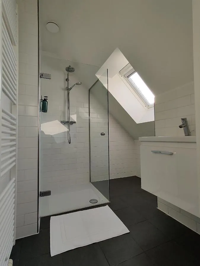 Beautiful 3-Bedroom - 3-Bathroom Appartment Pendula Bruggy 0*,